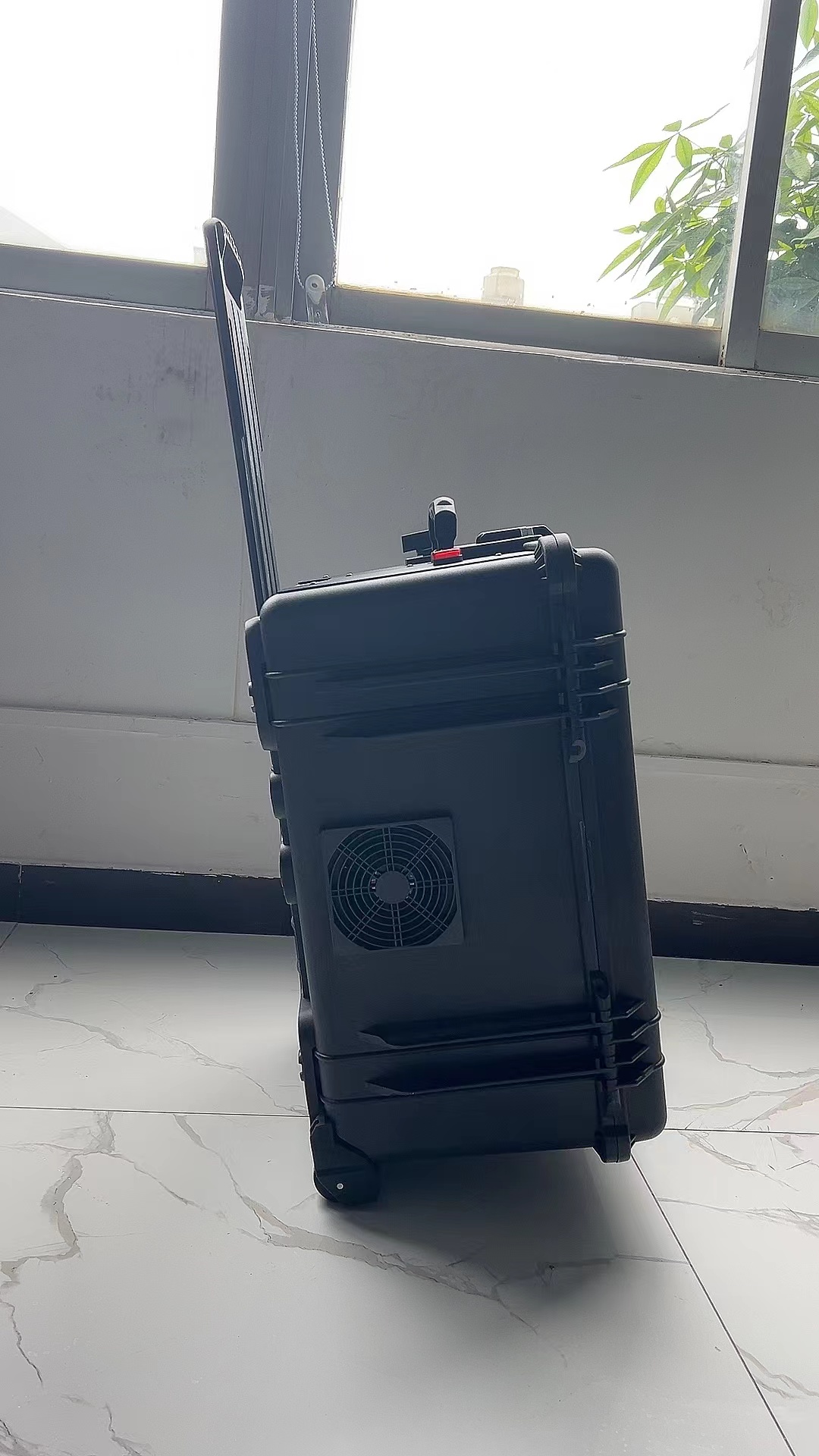 庆云手拉箱型移动通信干扰器